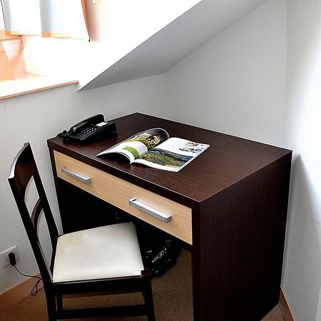 Hotel Les Benedictins Limoges Eksteriør bilde
